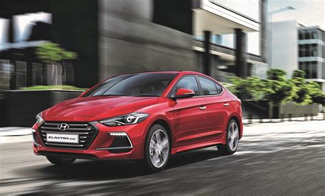 Like hyundai's latest tucson compact suv and sonata sedan, the new elantra looks more conservative than its predecessor, but also more sophisticated than its price suggests. New Hyundai Elantra Launched; 3 Variants Including A Turbo ...