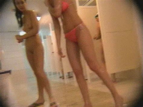 Forumophilia PORN FORUM Nude Girls Are Caught In Changeroom