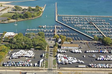 Waukegan Harbor & Marina in Waukegan, IL, United States - Marina