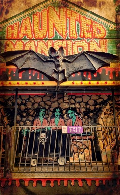 Pin By Deanah On Halloween Madness Spook Houses Haunted Carnival Carnival Rides