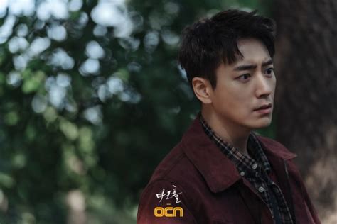 Lee Joon Hyuk Sees His Hometown Collapse Into Chaos In New Ocn Drama