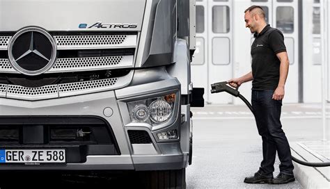 Mercedes bietet Demonstrations Ladepark für Elektro Lkw ecomento de