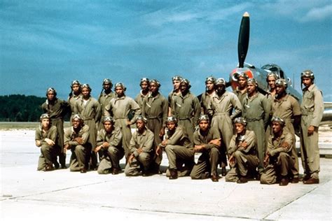 A Short History Of The Tuskegee Airmen