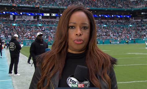 Nfl Fans Worried About Pam Oliver Slurring Her Words During Dolphins