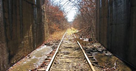 Abandoned Rock Island Railroad Tunnel In South Kansas City Unused