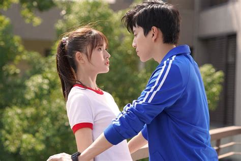 Fall In Love At First Kiss Film Review Jelly Lin Darren Wang In