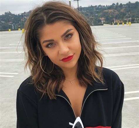 Andrea Russett Height Age Weight Measurement Wiki Bio And Net Worth
