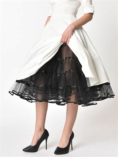 S Ruffled Petticoat Underskirt Vintage S