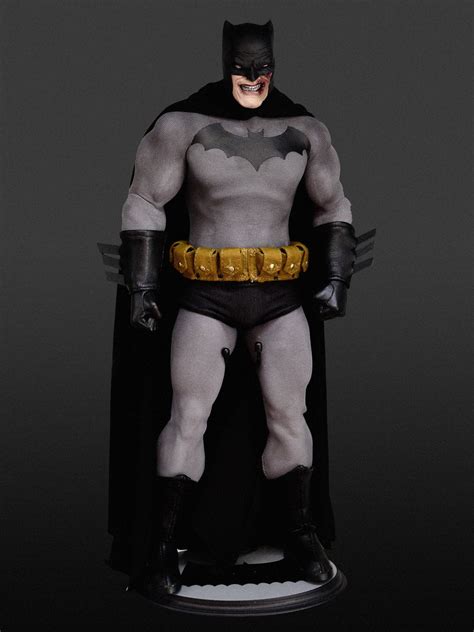 One Six Go Frank Miller Batman 16th Scale Figure By Rocco