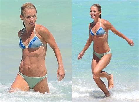 Photos Of Kelly Ripa Swimming In Her Bikini In Miami Popsugar Celebrity