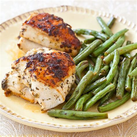 How to make this green bean, potato and chicken dinner 1.dice your potatoes, wash, and place them along one side of a 9×13 baking dish. ONE PAN CREAMY BALSAMIC CHICKEN & GREEN BEANS