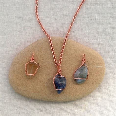 This diy tutorial will show you how to my last post about how to wire wrap a stone using a spiral cage proved to be super popular, so i'm back. Lisa Yang's Jewelry Blog: How to Make Gemstone Bead ...