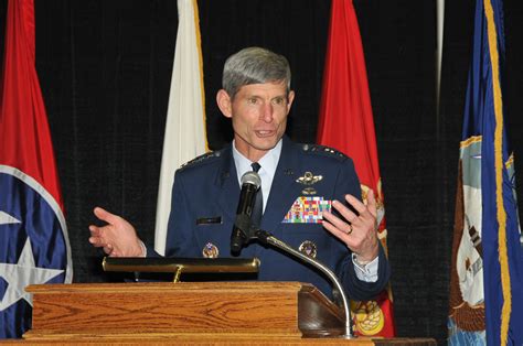 Air Force Chief Of Staff Visits Arnold Air Force Article Display