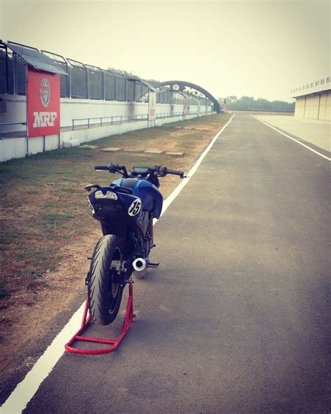 It's bolshoi ballet by five lengths or more for me, good luck to the rest, says the racing tv presenter. Why To Start Motorcycle Racing With TVS Racing School ...