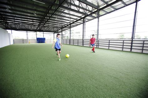 Futsal & badminton center in seksyen 16 shah alam :d. Facilities | R.E.A.L Schools