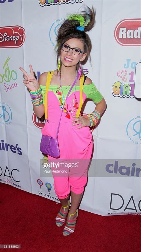 Jojo Siwa From Lifetimes Dance Moms Celebrate Her 13th Birthday With An