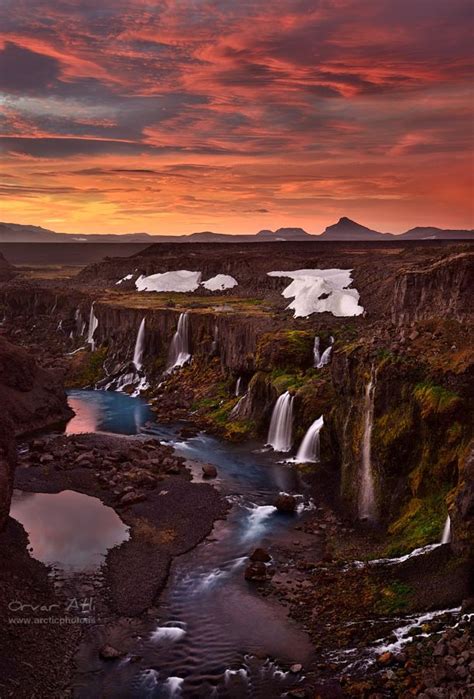 Valley Of Tears Beautiful Waterfalls Amazing Sunsets Waterfall