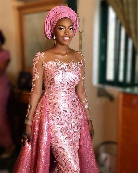 Wanna Be A Trendsetter Checkout These Eye Popping Aso Ebi Styles
