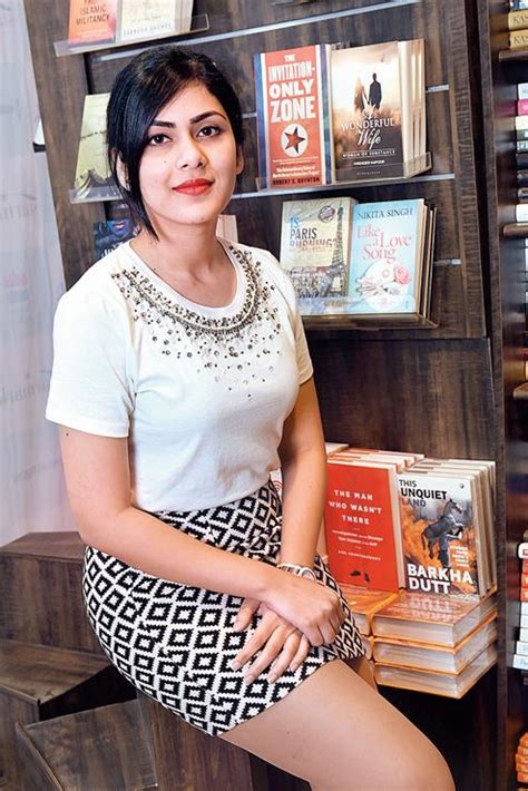 indian novelist nikita singh veethi