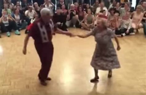 Elderly couple steps on dance floor - becomes Internet sensation moment they start dancing ...