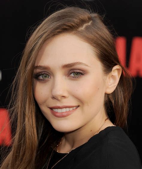 Elizabeth Olsens Hair And Makeup At The Godzilla Premiere Glamour
