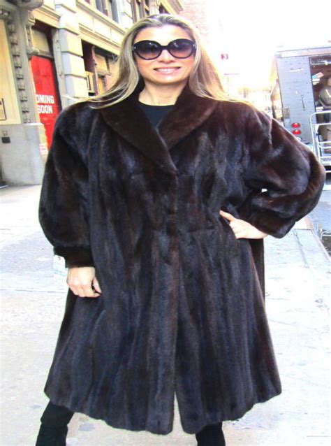 pre owned xxl natural mahogany mink coat size 16 20 madison avenue furs and henry cowit inc