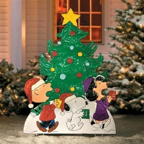 Charlie brown outdoor christmas decorations. Pin on pretty pics