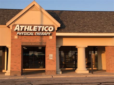 Physical Therapy Toledo, OH - Athletico Toledo
