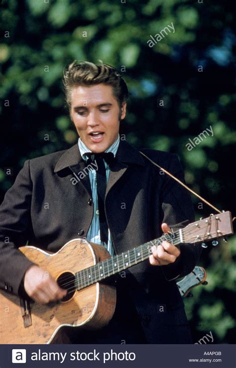 From the elvis costello wiki. Elvis Presley - Elvis Christmas Album - Natale—1957 -LISTA ...