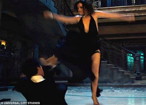 Ana De Armas Proves To Be The Perfect Bond Girl In New No Time To Die