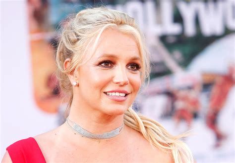 Britney Spears Zegt Dat Haar Vader Haar “vrouwelijkheid Wegnam” Foto Hln Be