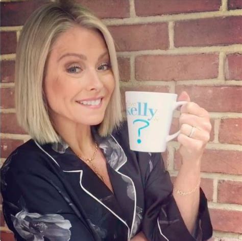 Kelly Ripa Finds New Co Host In Ryan Seacrest For Live