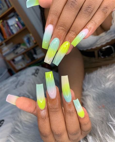 𝐏𝐈𝐍𝐓𝐑𝐄𝐒𝐓𝐏𝐋𝐀𝐘𝐇𝐎𝐔𝐒𝐄 Rainbow Nails Cute Acrylic Nails Nails