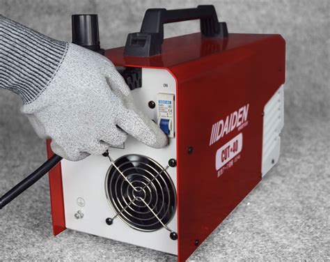 Namun untuk blander potong biasanya orang orang menyebutkan blender las potong, padahal pemotongan sama. Daiden Cutting Machine / Plasma Cutter ( Mesin Las Potong ...