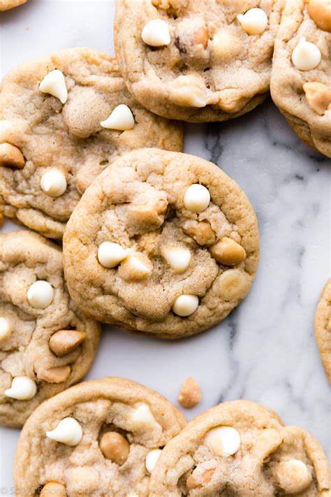 Super-Chunk White Chocolate Macadamia Nut Cookies