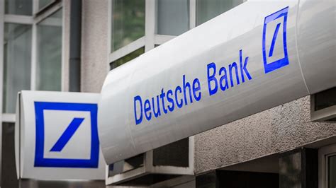 Deutsche bank and postbank launch eur 300 million relief programme for flooding disaster victims. Deutsche Bank prüft weiteren Umbau - Bild.de