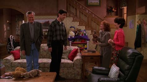Watch Everybody Loves Raymond Season 1 Episode 8 In Laws Full Show