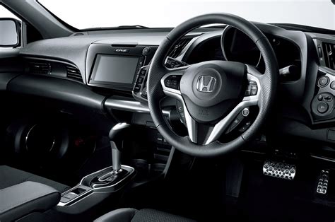 Honda Cr Z Hybrid Refreshed For Japan