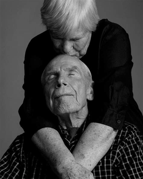 10 Photos That Will Have You Believing In Everlasting Love Couples In Love Growing Old