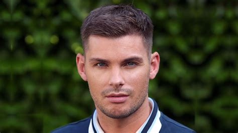 Kieron Richardson Temporarily Leaves Hollyoaks To Star In Band Of Gold Play