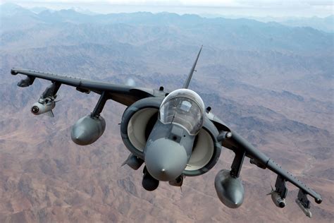 Av 8b Harrier Ii La Revolución De La Tecnología De Despegue Y Aterrizaje Vertical Video