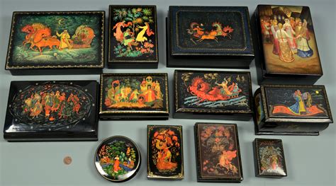 Lot 351 8 Russian Lacquer Boxes