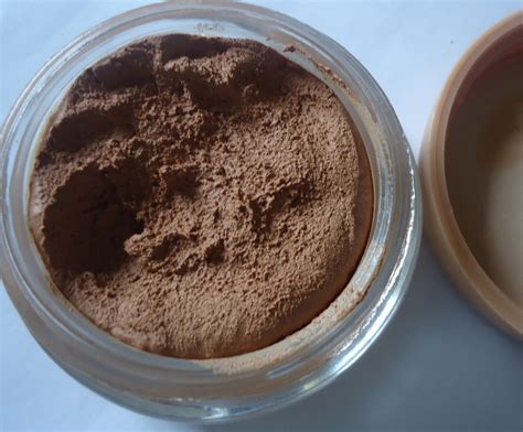 Maybelline dream matte mousse foundation ingredients explained: Maybelline Dream Matte Mousse Foundation Review, Swatches ...