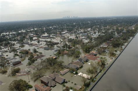 Extreme Flooding In Louisiana From Hurricane Katrina Nasa Global
