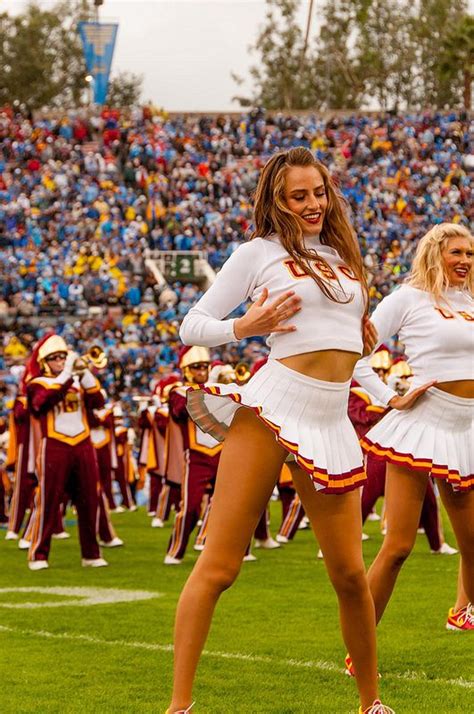 USC Vs Ucla Sexy Cheerleaders Sexy Sports Girls Hot Cheerleaders