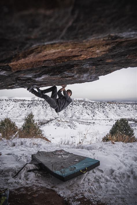 Hiked Through Knee Deep Snow To Get Back On The Proj Rbouldering