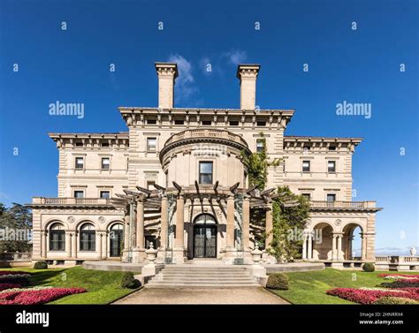 The Breakers Is An Old Newport Mansion Open To Public Stock Photo Alamy