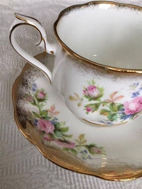Seltmann weiden bavaria, tea cup and saucer, regina pattern, blue flowers. Royal Albert Pink Roses Teacup and Saucer Hampton Shape ...