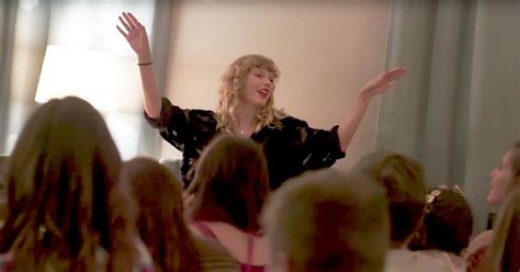 Taylor Swift Shares Video From Secret Reputation Sessions