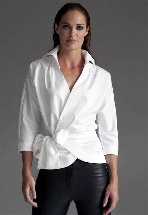 Just Perfect 45 Perfectly Chic Women S White Shirts Spring Summer